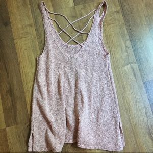 Knitted tank!💗